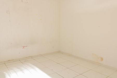 Casa à venda com 732m², 8 quartos e 8 vagas Casa à venda com 732m², 8 quartos e 8 vagasQuarto 1 - Casa 2