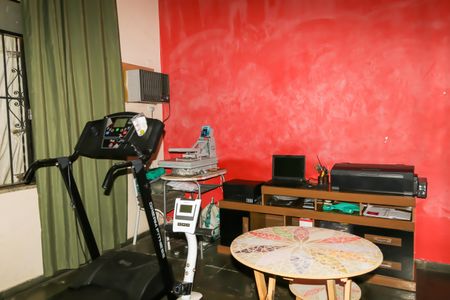 Casa à venda com 732m², 8 quartos e 8 vagas Casa à venda com 732m², 8 quartos e 8 vagasQuarto 2 - Casa 1