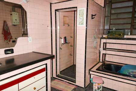 Casa à venda com 732m², 8 quartos e 8 vagas Casa à venda com 732m², 8 quartos e 8 vagasBanheiro - Casa 1