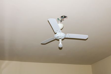 Casa à venda com 732m², 8 quartos e 8 vagas Casa à venda com 732m², 8 quartos e 8 vagasQuarto 1 - Casa 3