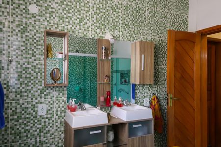 Casa à venda com 732m², 8 quartos e 8 vagas Casa à venda com 732m², 8 quartos e 8 vagasBanheiro - Casa 3