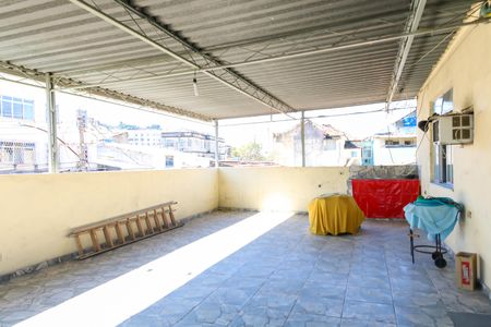 Casa à venda com 732m², 8 quartos e 8 vagas Casa à venda com 732m², 8 quartos e 8 vagasVaranda - Casa 3