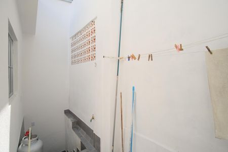 Casa à venda com 100m², 1 quarto e sem vagaÁrea Intermediaria