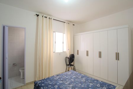 Casa à venda com 100m², 1 quarto e sem vagaSuíte