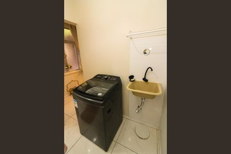 Apartamento à venda com 73m², 2 quartos e sem vaga Apartamento à venda com 73m², 2 quartos e sem vagaÁrea de Serviço