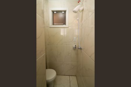 Apartamento à venda com 73m², 2 quartos e sem vaga Apartamento à venda com 73m², 2 quartos e sem vagaBanheiro de serviço