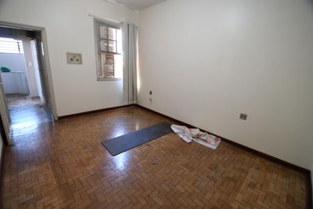 Casa à venda com 260m², 4 quartos e 4 vagasQuarto 4 Fundos