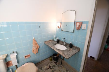 Casa à venda com 260m², 4 quartos e 4 vagasBanheiro