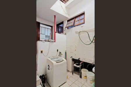 Casa à venda com 204m², 2 quartos e 2 vagas Casa à venda com 204m², 2 quartos e 2 vagasÁrea de Serviço