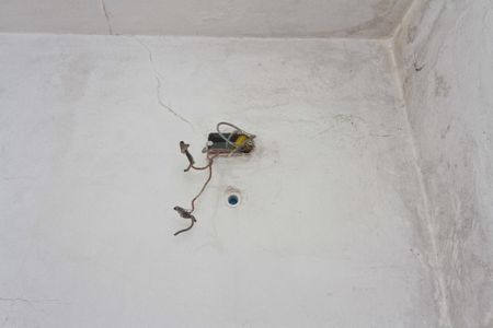 Casa à venda com 204m², 2 quartos e 2 vagas Casa à venda com 204m², 2 quartos e 2 vagasBanheiro de serviço