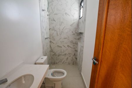 Casa à venda com 194m², 3 quartos e 4 vagas Casa à venda com 194m², 3 quartos e 4 vagasBanheiro da Suíte