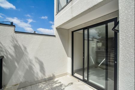 Casa à venda com 194m², 3 quartos e 4 vagas Casa à venda com 194m², 3 quartos e 4 vagasVaranda da Sala