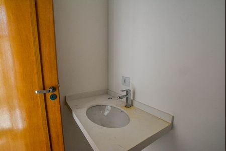 Casa à venda com 194m², 3 quartos e 4 vagas Casa à venda com 194m², 3 quartos e 4 vagasLavabo