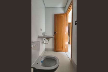 Casa à venda com 194m², 3 quartos e 4 vagasBanheiro da suíte