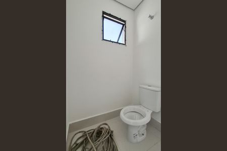 Casa à venda com 194m², 3 quartos e 4 vagasBanheiro de Serviço