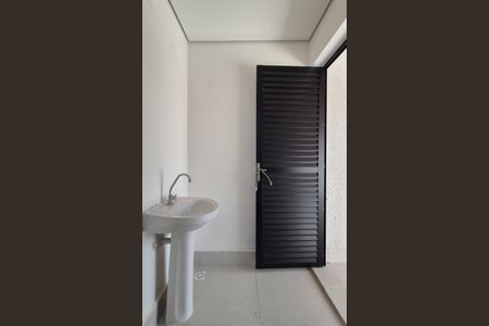 Casa à venda com 194m², 3 quartos e 4 vagasBanheiro de Serviço