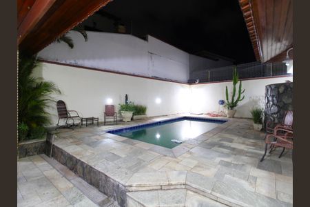 Casa para alugar com 300m², 4 quartos e 6 vagasQuintal Gourmet