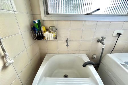 Apartamento à venda com 69m², 2 quartos e 1 vaga Apartamento à venda com 69m², 2 quartos e 1 vagaÁrea de Serviço