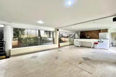 Apartamento à venda com 69m², 2 quartos e 1 vaga Apartamento à venda com 69m², 2 quartos e 1 vagaÁrea comum - Churrasqueira
