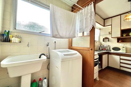 Apartamento à venda com 69m², 2 quartos e 1 vaga Apartamento à venda com 69m², 2 quartos e 1 vagaÁrea de Serviço