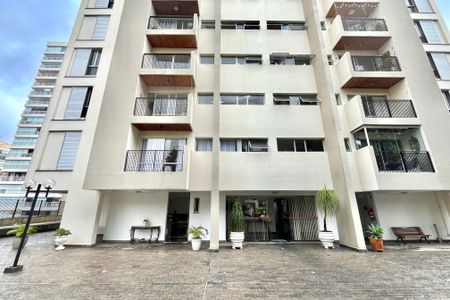 Apartamento à venda com 69m², 2 quartos e 1 vaga Apartamento à venda com 69m², 2 quartos e 1 vagaHall de entrada