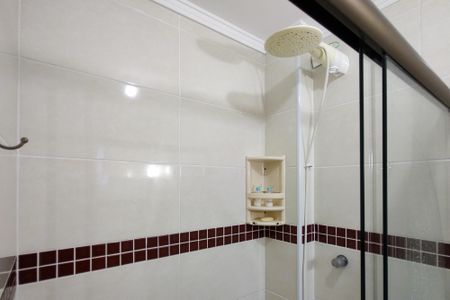 Apartamento para alugar com 102m², 2 quartos e 2 vagas Apartamento para alugar com 102m², 2 quartos e 2 vagasBanheiro da Suíte