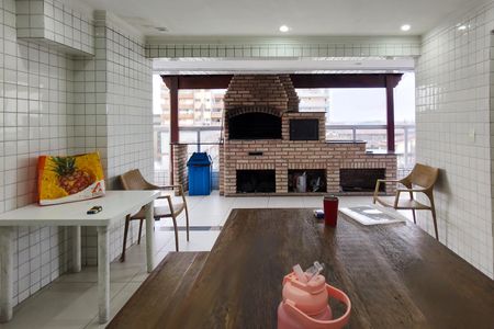 Apartamento para alugar com 102m², 2 quartos e 2 vagas Apartamento para alugar com 102m², 2 quartos e 2 vagasÁrea comum - Churrasqueira