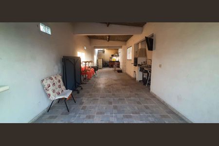 Casa à venda com 120m², 3 quartos e 2 vagas Casa à venda com 120m², 3 quartos e 2 vagasSalão de Festa