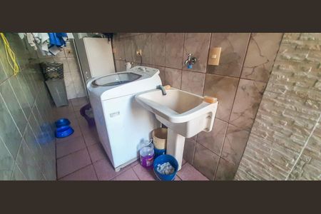 Casa à venda com 120m², 3 quartos e 2 vagas Casa à venda com 120m², 3 quartos e 2 vagasÁrea de Serviço