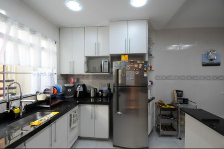 Casa à venda com 143m², 3 quartos e 4 vagasCozinha - Armários