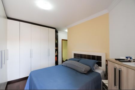 Casa à venda com 143m², 3 quartos e 4 vagasQuarto 1 ( Suíte )