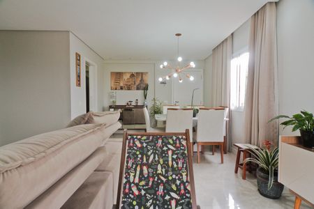 Apartamento à venda com 85m², 2 quartos e 2 vagasSala