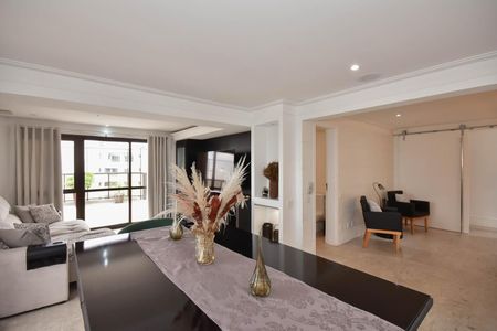 Apartamento à venda com 591m², 4 quartos e 5 vagasSala da Cobertura