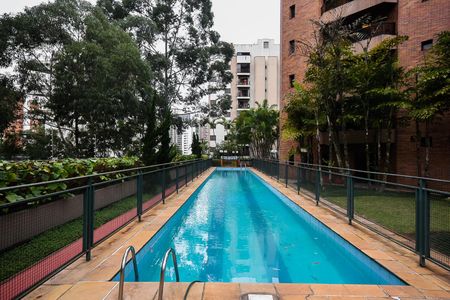 Apartamento à venda com 591m², 4 quartos e 5 vagasPiscina 1