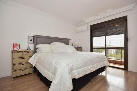 Apartamento à venda com 591m², 4 quartos e 5 vagasSuíte 1