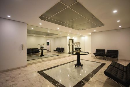 Apartamento à venda com 591m², 4 quartos e 5 vagasHall Social