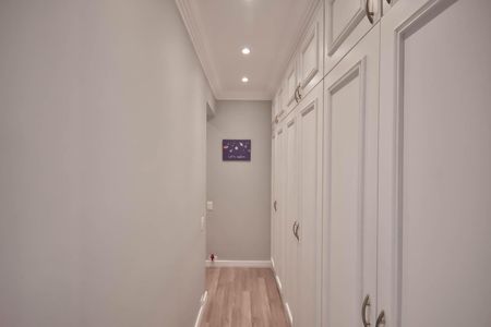 Apartamento à venda com 591m², 4 quartos e 5 vagasArmário da Suíte 4