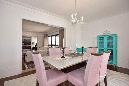 Apartamento à venda com 591m², 4 quartos e 5 vagasSala de Jantar