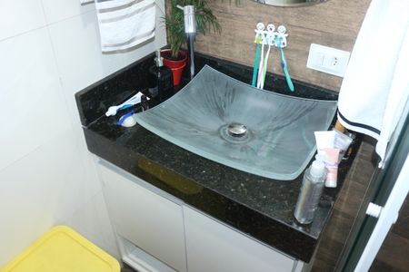 Casa à venda com 114m², 3 quartos e 1 vagaBanheiro 2