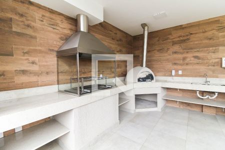 Apartamento à venda com 270m², 3 quartos e 2 vagas Apartamento à venda com 270m², 3 quartos e 2 vagasÁrea comum - Churrasqueira