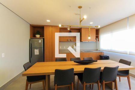 Apartamento à venda com 270m², 3 quartos e 2 vagas Apartamento à venda com 270m², 3 quartos e 2 vagasÁrea comum - Salão