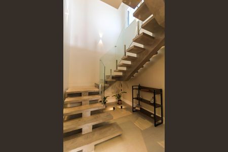 Apartamento à venda com 270m², 3 quartos e 2 vagas Apartamento à venda com 270m², 3 quartos e 2 vagasCorredor