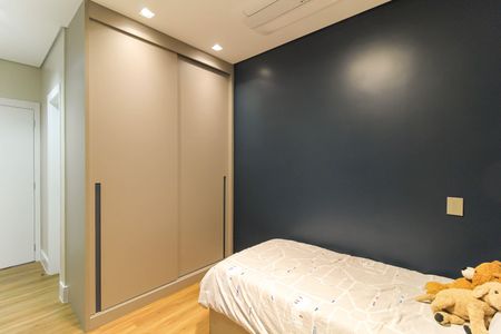 Apartamento à venda com 270m², 3 quartos e 2 vagas Apartamento à venda com 270m², 3 quartos e 2 vagasSuíte 2