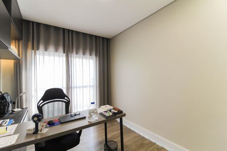 Apartamento à venda com 270m², 3 quartos e 2 vagas Apartamento à venda com 270m², 3 quartos e 2 vagasSuíte 1