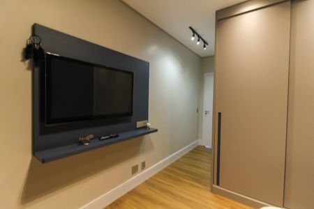 Apartamento à venda com 270m², 3 quartos e 2 vagas Apartamento à venda com 270m², 3 quartos e 2 vagasSuíte 2