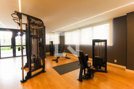 Apartamento à venda com 270m², 3 quartos e 2 vagas Apartamento à venda com 270m², 3 quartos e 2 vagasÁrea comum - Academia