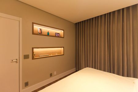 Apartamento à venda com 270m², 3 quartos e 2 vagas Apartamento à venda com 270m², 3 quartos e 2 vagasSuíte 3