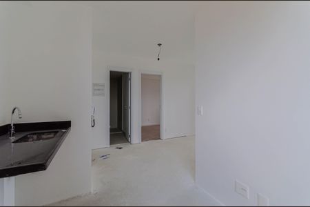 Apartamento à venda com 40m², 2 quartos e sem vaga Apartamento à venda com 40m², 2 quartos e sem vagaCozinha e Área de Serviço