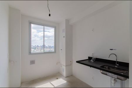 Apartamento à venda com 40m², 2 quartos e sem vaga Apartamento à venda com 40m², 2 quartos e sem vagaCozinha e Área de Serviço