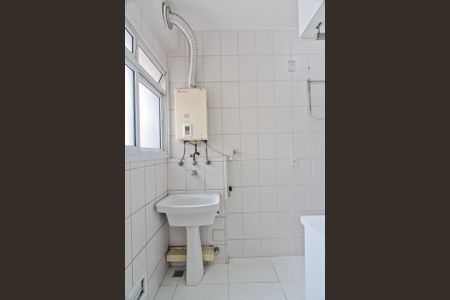 Apartamento à venda com 98m², 3 quartos e 2 vagas Apartamento à venda com 98m², 3 quartos e 2 vagasÁrea de Serviço